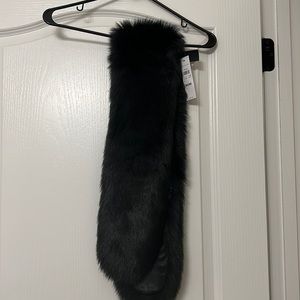 Ann Taylor Faux Fur Scarf O/S